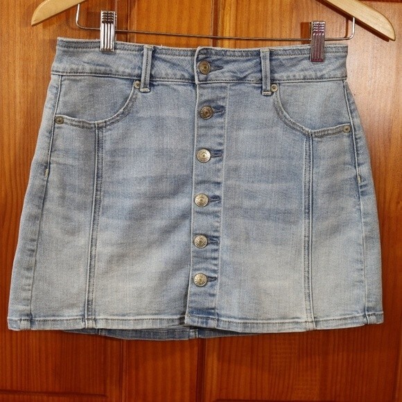 American Eagle Denim Mini Skirt 4 - Picture 2 of 10